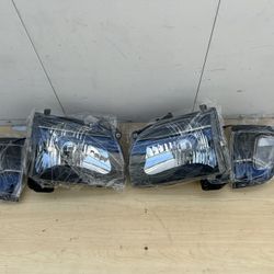Toyota Tacoma Factory Style Headlights + Corners Black Housing Clear Len Clear Reflector 2001 - 2004  New Nuevas 