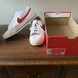 Nike Size 8