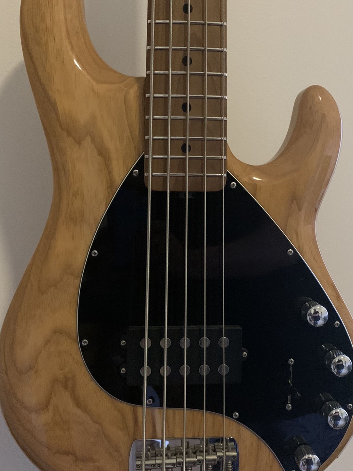 Ernie Ball Music Man Stingray 5 Special