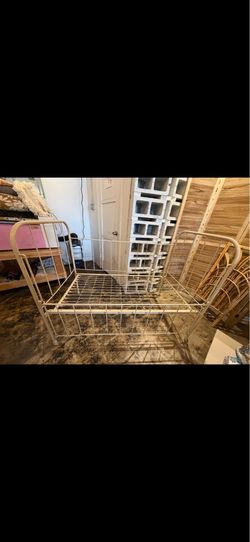 Antique metal baby crib powder coated