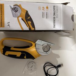 Cordless Electric Scissors 