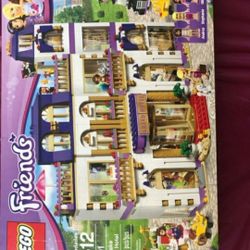 Lego Heartlake Grand Hotel