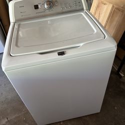 Maytag Washer Sometimes Shakes other and that works Fine $75 OBO