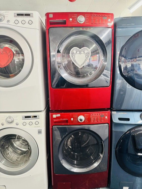 Ken more Ru ns smooth Wa sher Elec tric Dryer Set All features