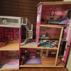 Barbie Dream House
