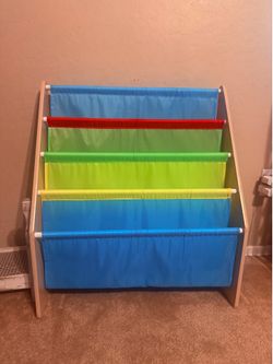 Kids bookshelf