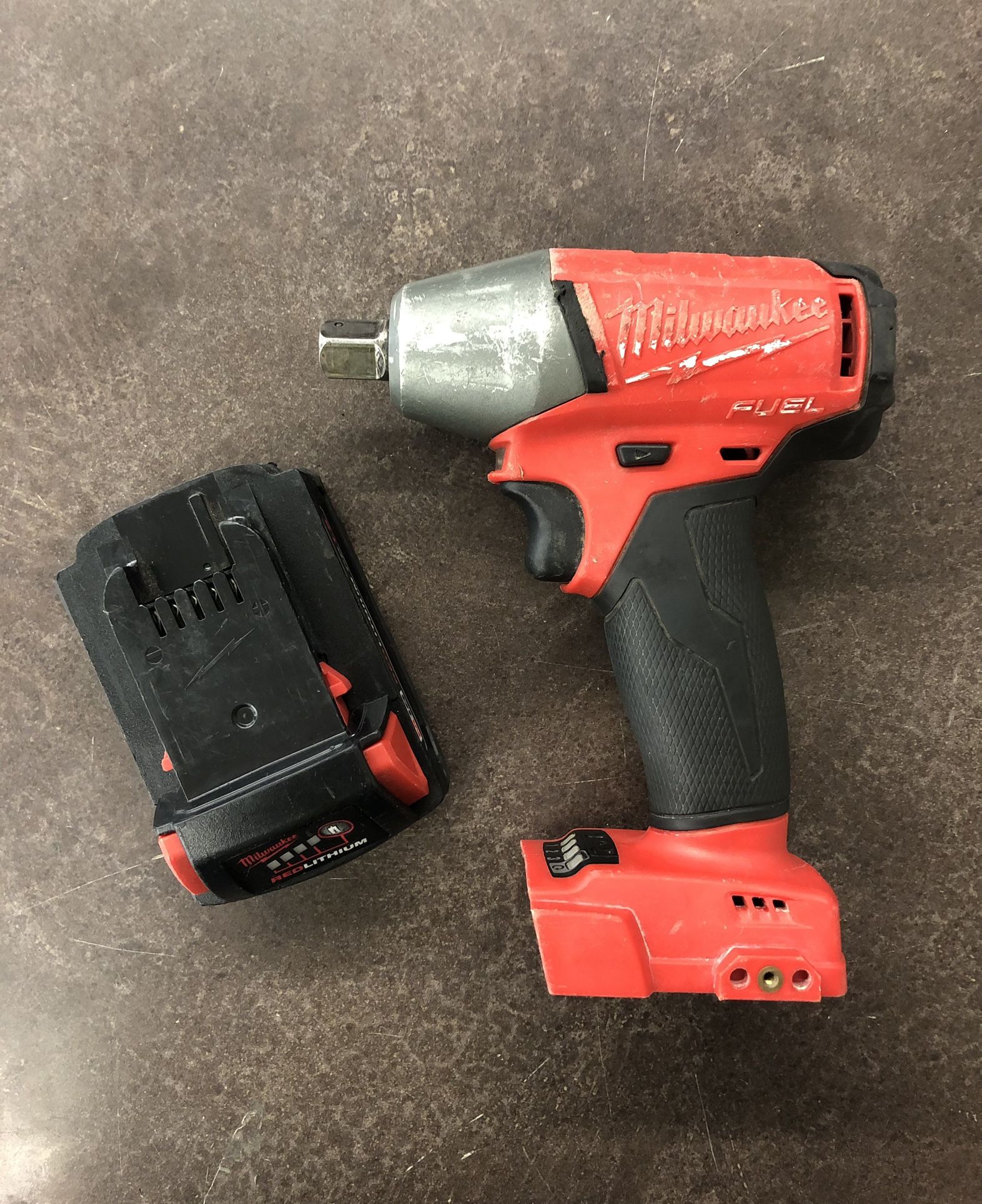 Milwaukee 2755-20 1/2" Impact Wrench 18V w/ M18 CP 1.5 Battery