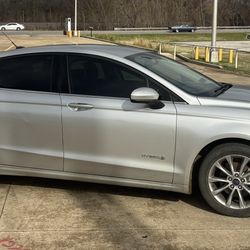 2017 Ford Fusion Hybrid