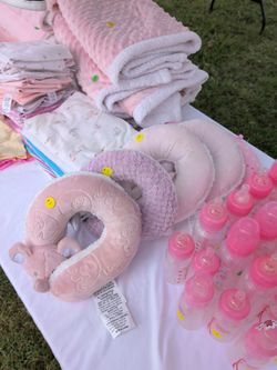 Baby blankets and headpillows
