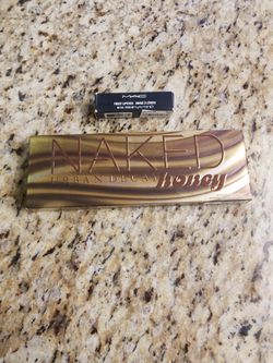 Urban Decay + MAC Lipstick