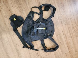 LILLE Baby Carrier