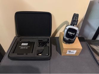 Talent RF-309 silent disco headphones and transmitter