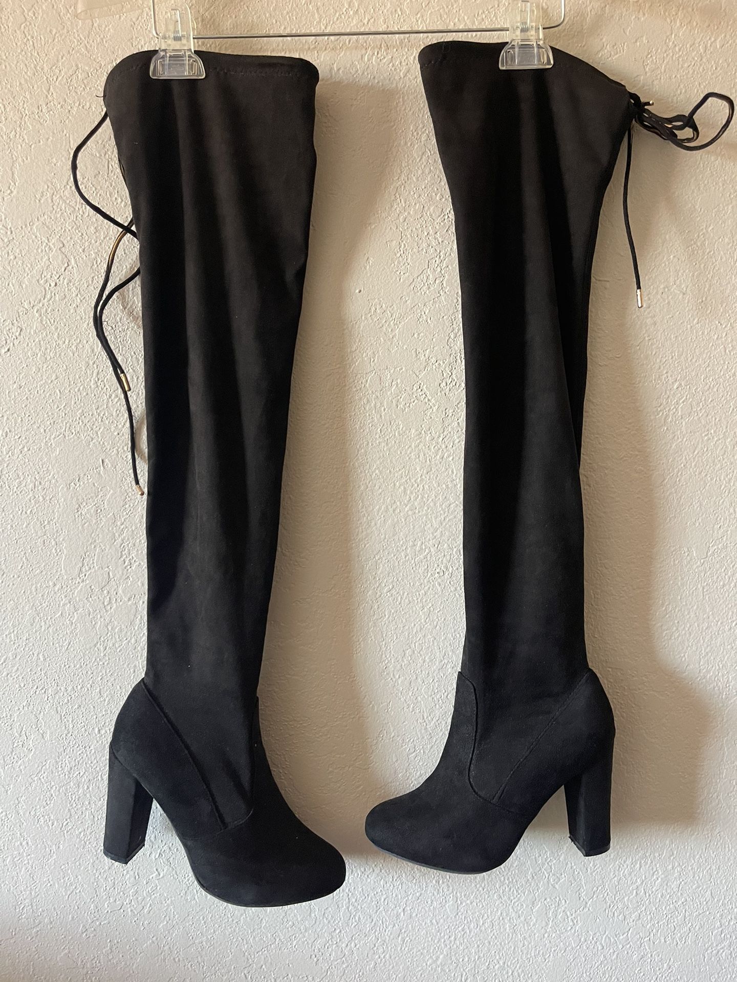 Bamboo, Women’s Black Over The Knee Heeled Boots 4"block With Straps, Size 7