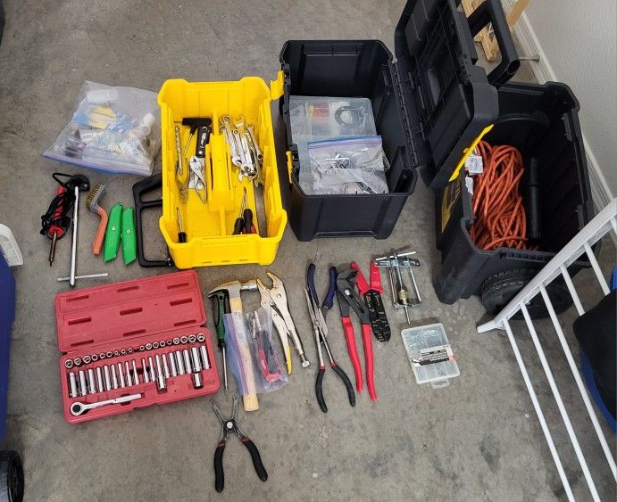 All These Tools And Tool Box For $25