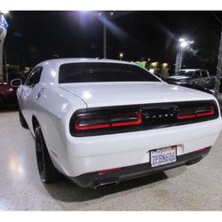 2015 Dodge Challenger SXT Coupe