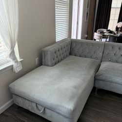 Tufted Sectional