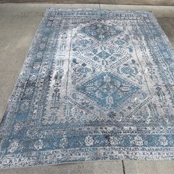 Surya Monte Carlo 7’10” x 10’3”Area Rug
