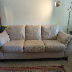 Beautiful Ital Sofa 