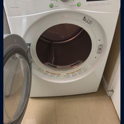 Washer And Gas Dryer 