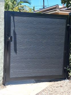 Side gates