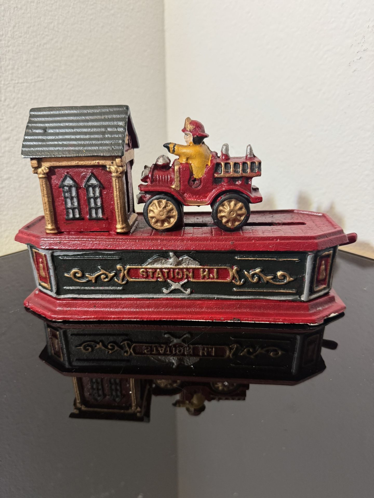Fire Truck /Station H.1 Truck Mechanical Coin Bank Die Cast Iron - Works