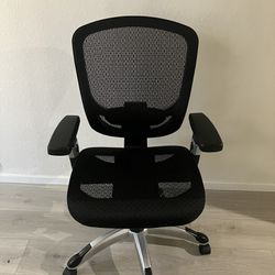 Staples Hyken Mesh Computer Chair Black 