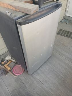Mini Fridge