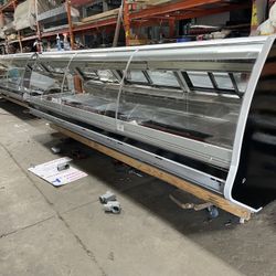 32’ Service Meat Case Curved Glass