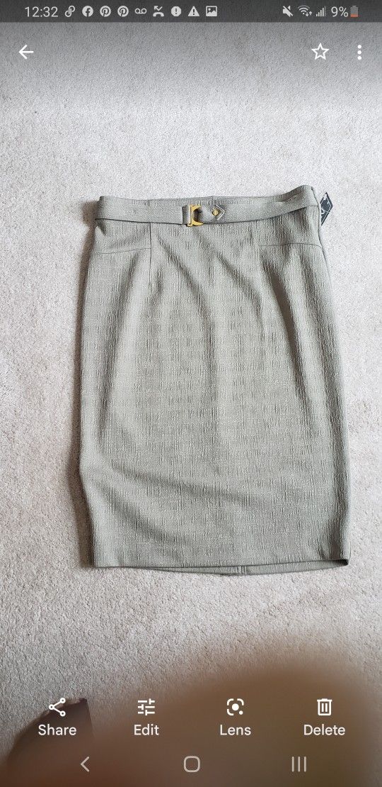 Nycc  Ladies Pencil Skirt Size Small 