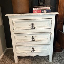 Night stand (1)
