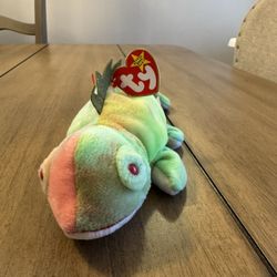 Ty Beanie Baby Iggy the Iguana.  