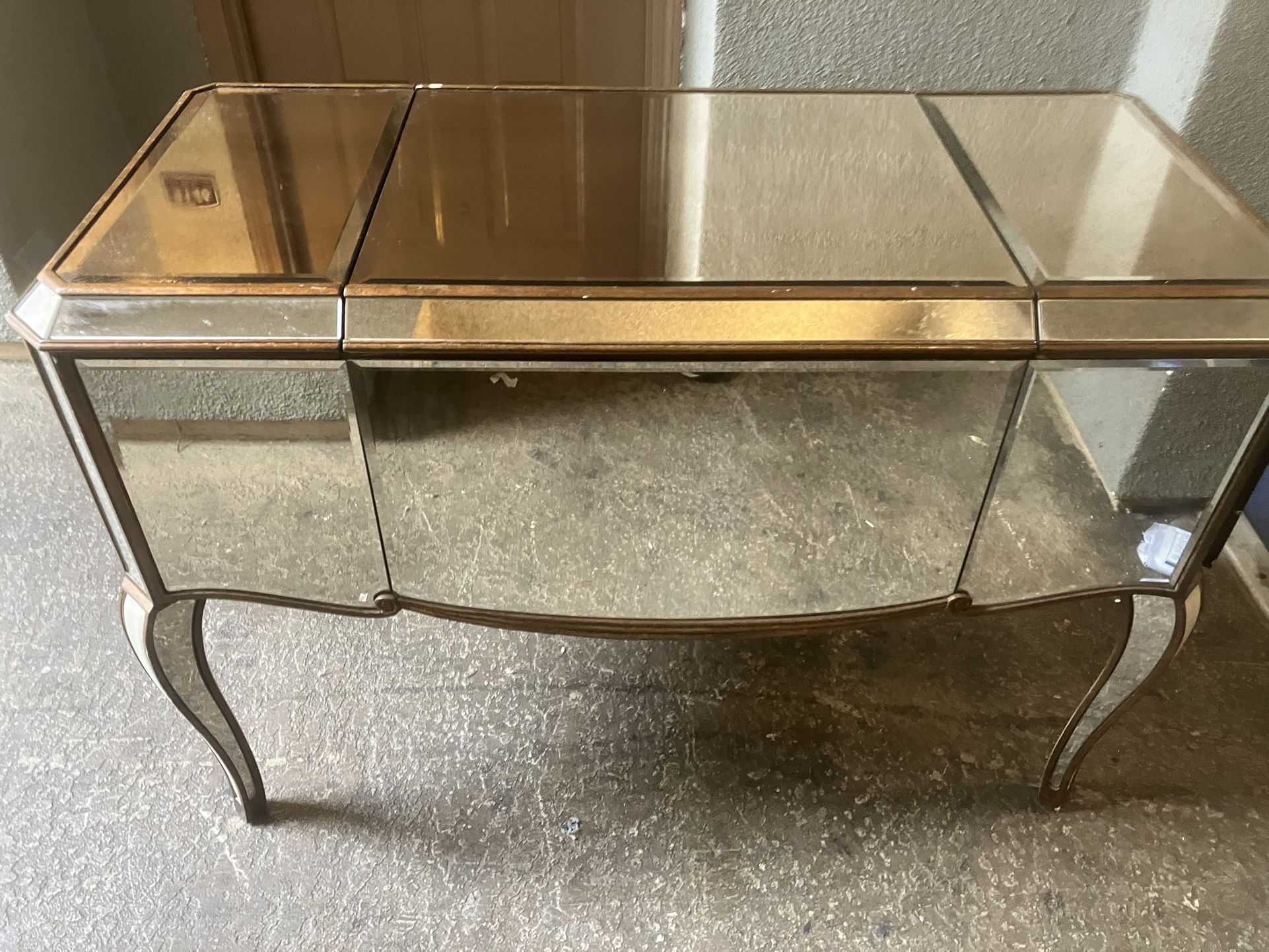 Mirrored Vanity Table