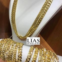 New 18k Yellow Gold Cuban Link Chain And Bracelet 