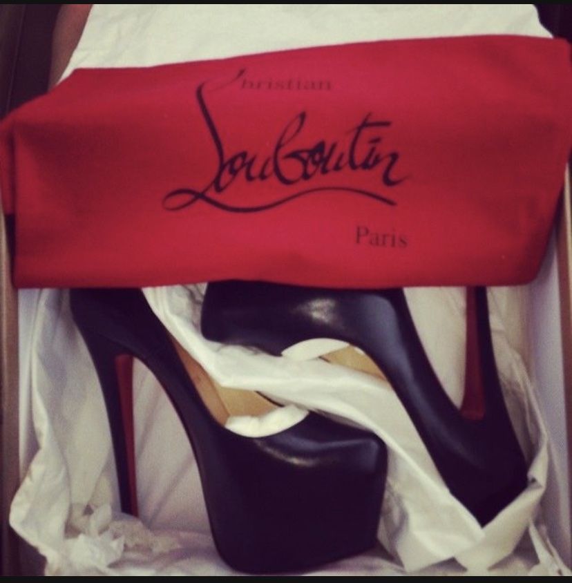 Christian Louboutin Black Leather Daffodile