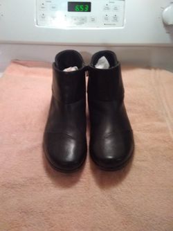 Women's Clark Bootie Shoes 9.5