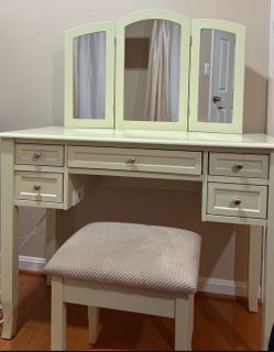 Vanity Mirror