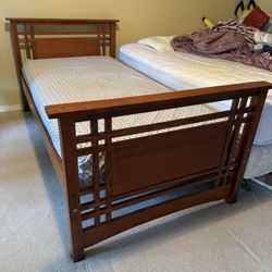 Wooden Bed frame and Mattress Bunkbed 