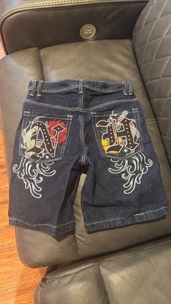 Ninth Hall rhinestone embroidered jorts size 5/6