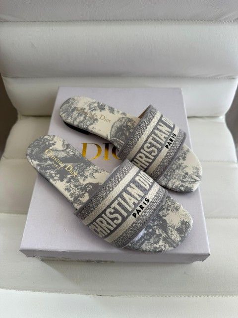 Dior Woman Slides 180