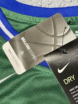 Luka Doncic Jersey XXL Dallas Mavericks 2XL Nike Green Throwback NEW with  Tags 54 for Sale in Fort Worth, TX - OfferUp