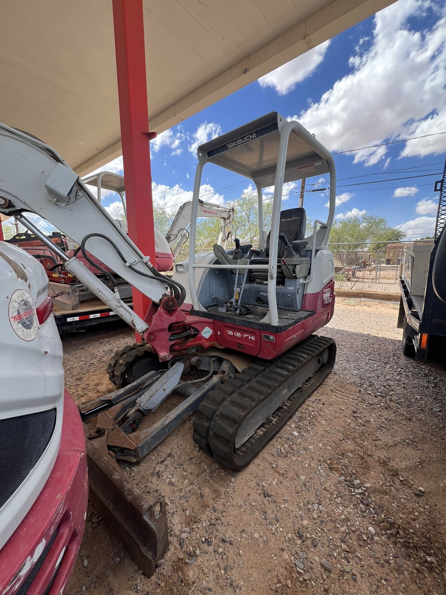 Heavy Equipment Skid Steer HDD Trencher Jet vac
