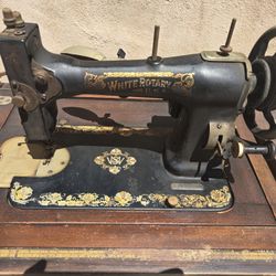 ANTIQUE WHITE ROTARY SEWING MACHINE/Martha Washington CABINET/ACCESSORIES/BOOK