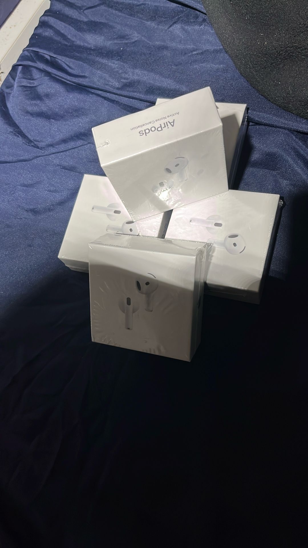 AirPods 4