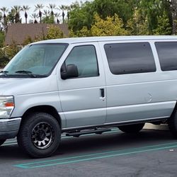 2011 Ford E-350