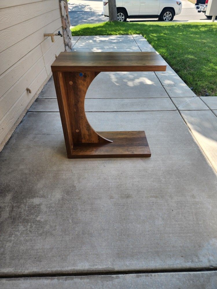 C Shape End Table 