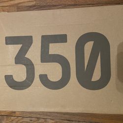 Yeezy boost 350s black (static reflective)