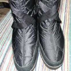 Coach Mackenzie Winter Snow Boots