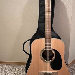 Mitchell Acoustic Guitar With Bag 