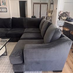 Living Spaces Alder Modular Sectional – Good Condition – Smoke-Free Home