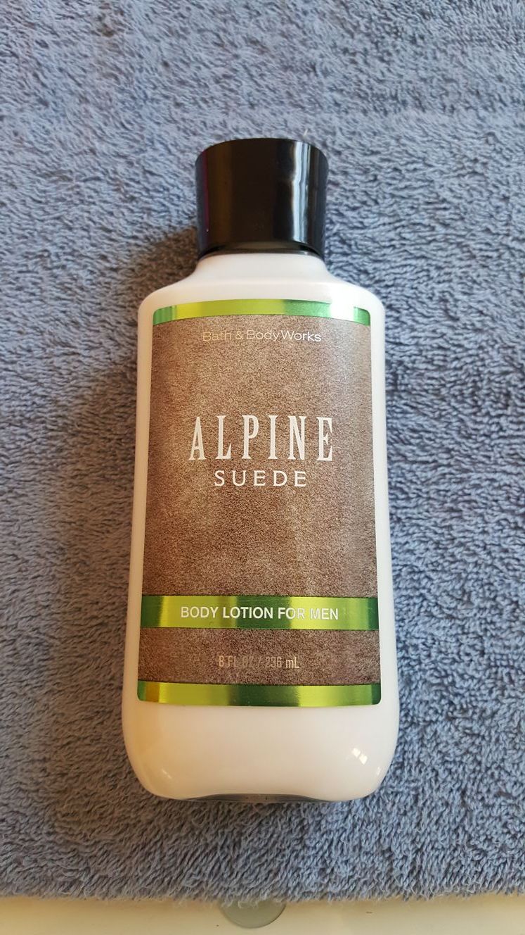 Bath & Body Works Men's Alpine Suede body lotion! New!
